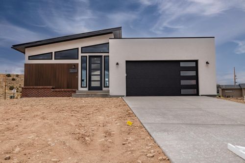 2260 Pyramid Peak Loop, Grand Junction, CO, 81507-1307 | Card Image