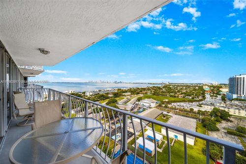 apt-1803-7601 E Treasure Dr, North Bay Village, FL, 33141-4366 | Card Image