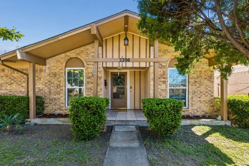 2206 Richbrook Dr, Garland, TX, 75044-7122 | Card Image