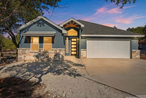 1169 Johnson Rd, Canyon Lake, TX, 78133-3147 | Card Image