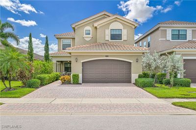 11717 Meadowrun Circle, House other with 4 bedrooms, 4 bathrooms and null parking in Fort Myers FL | Image 2