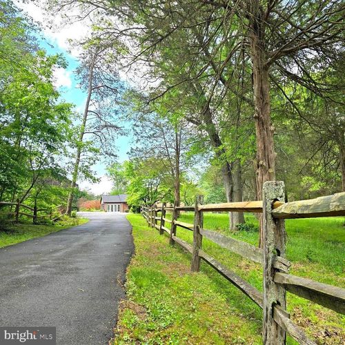 studio-apartment-15125 Braddock Road, Centreville, VA, 20120 | Card Image