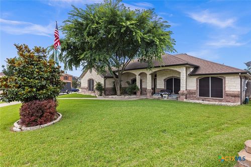 511 Qualla Dr, Harker Heights, TX, 76548-2698 | Card Image