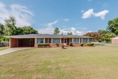 200 Heather St, Warner Robins, GA, 31093-2820 | Card Image