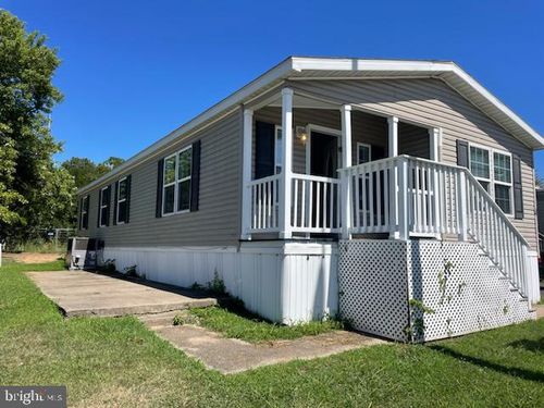 4 Prince William Cir, Dumfries, VA, 22026-2229 | Card Image