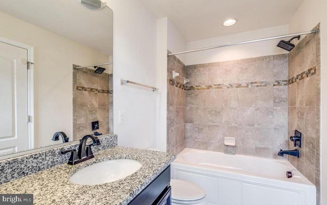 21783 Harroun Ter, Townhouse with 4 bedrooms, 4 bathrooms and null parking in ASHBURN VA | Image 13