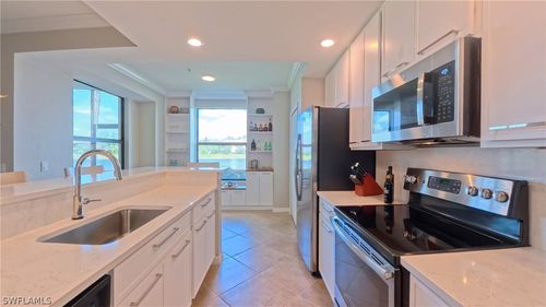 unit-2813-9529 Avellino Way, NAPLES, FL, 34113-8250 | Card Image