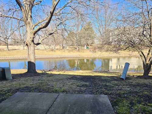 4012 Blackstone Dr, Aurora, IL, 60504-5392 | Card Image