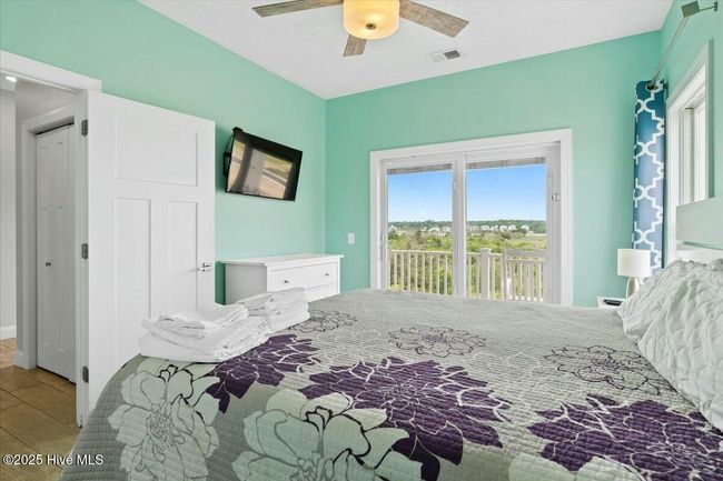 447 E Fourth St, House other with 6 bedrooms, 7 bathrooms and null parking in Ocean Isle Beach NC | Image 32