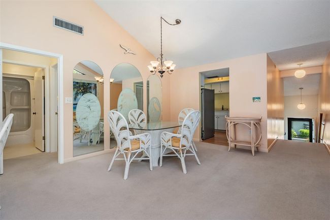 Dining Area | Image 7