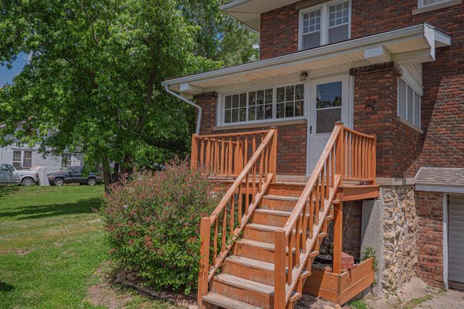 409 E Elm St, House other with 3 bedrooms, 2 bathrooms and null parking in Huntsville MO | Image 40