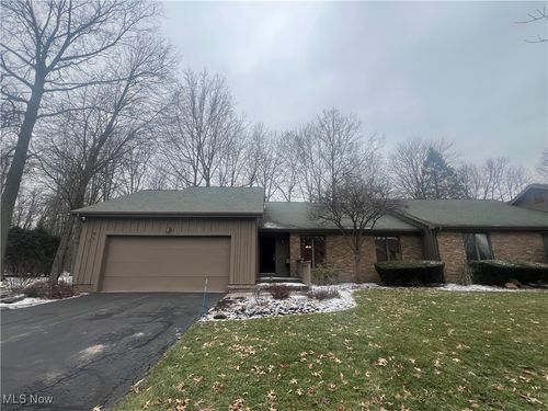 132 Topaz Trail, Cortland, OH, 44410 | Card Image