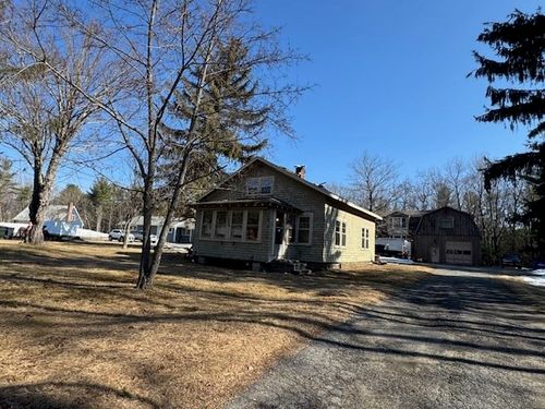 950 Wachusett St, Holden, MA, 01520-2611 | Card Image