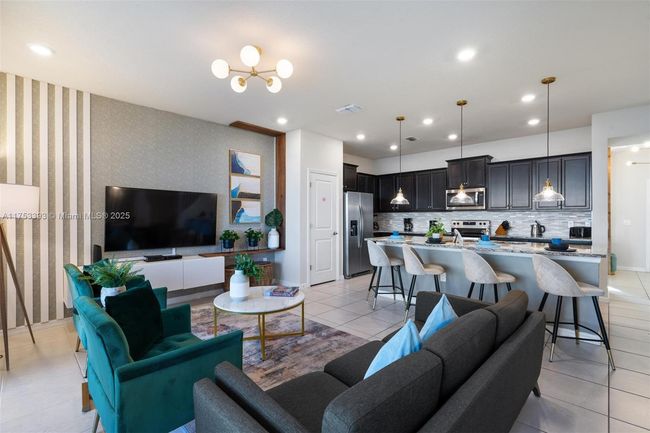 627 - 627 Jasmine Ln, Townhouse with 5 bedrooms, 5 bathrooms and null parking in DAVENPORT FL | Image 11