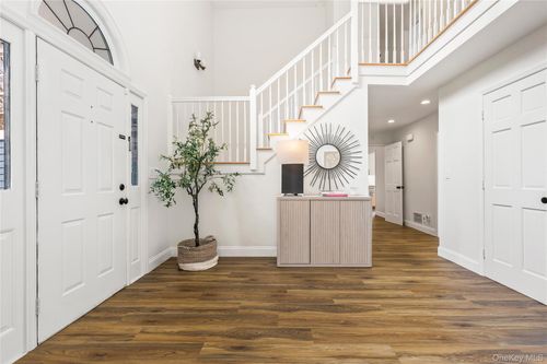 64 Bradford Ave, Rye, NY, 10580-1107 | Card Image