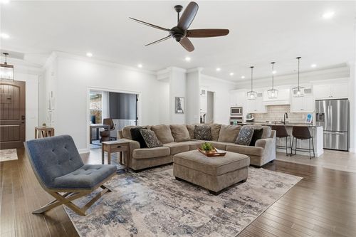 970 Clark Cir, Bentonville, AR, 72713-4697 | Card Image