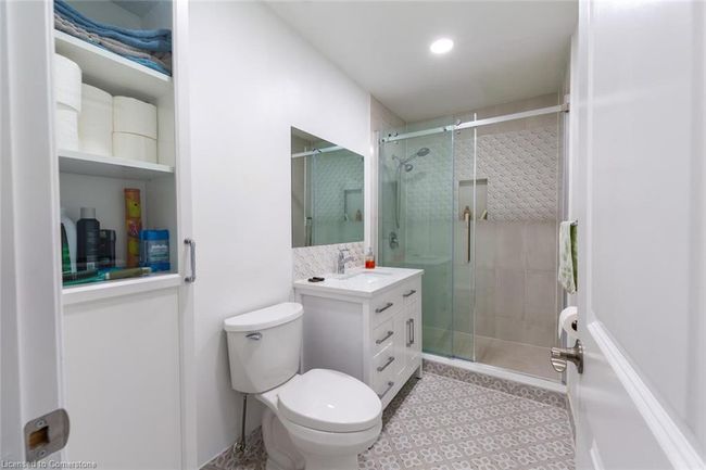 56 Raleigh Crt, House other with 3 bedrooms, 3 bathrooms and 2 parking in Hamilton ON | Image 27