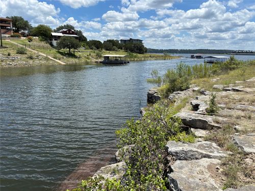 2805 Cornell Cove, Lago Vista, TX, 78645 | Card Image