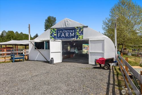 5628 Grandview Rd, Arlington, WA, 98223-7391 | Card Image