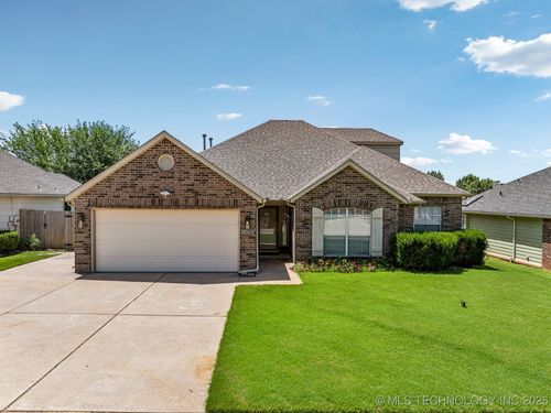 10306 114th Pl, Bixby, OK, 74008-3205 | Card Image