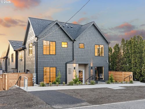 11073 Sw 61st Ave, Portland, OR, 97219-6770 | Card Image