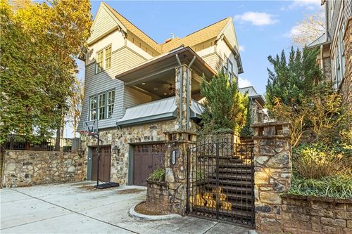 2125 Cooper Lake Dr Se, Smyrna, GA, 30080-6371 | Card Image