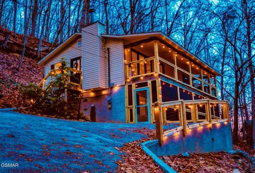 1816 Saint Moritz Dr, Gatlinburg, TN, 37738 | Card Image