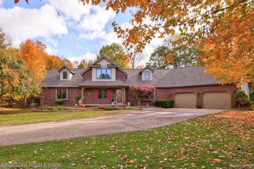 10154 N Webster Rd, Clio, MI, 48420-8506 | Card Image