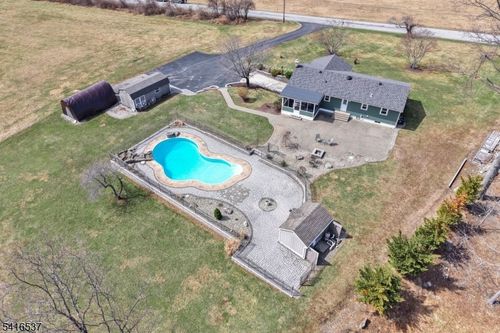 120 Mudtown Rd, Sussex, NJ, 07461-3616 | Card Image