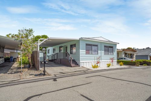 spc-40-4025 State St, SANTA BARBARA, CA, 93110-2813 | Card Image
