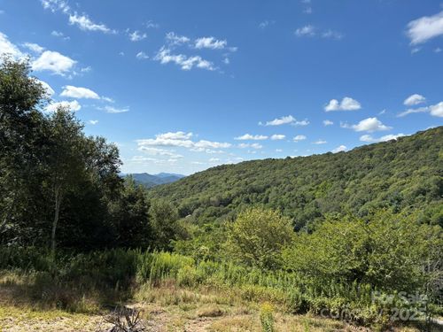 771 Arnett Rd, Banner Elk, NC, 28604-9682 | Card Image