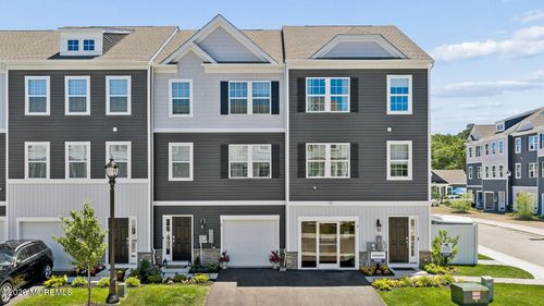 27 Forest Park Dr, WARETOWN, NJ, 08758-1203 | Card Image