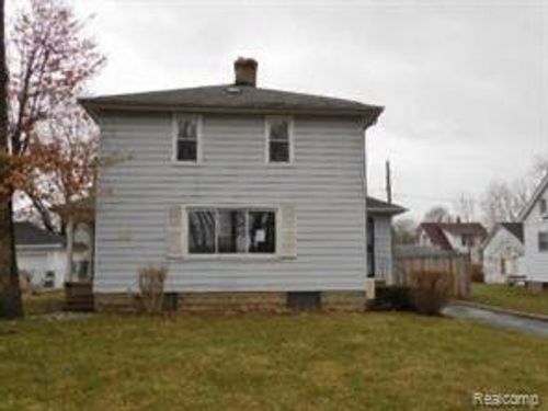 1413 Greenway Ave, Flint, MI, 48504-7101 | Card Image