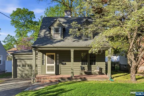 34 Espy Rd, Caldwell, NJ, 07006-4811 | Card Image