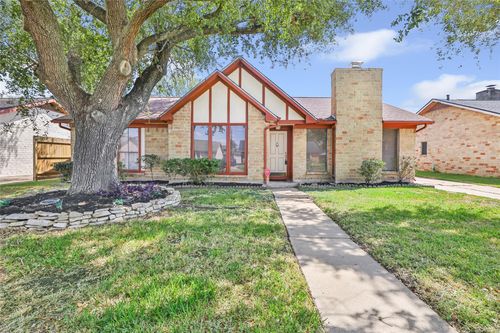 10122 Sageglow Dr, Houston, TX, 77089-5116 | Card Image