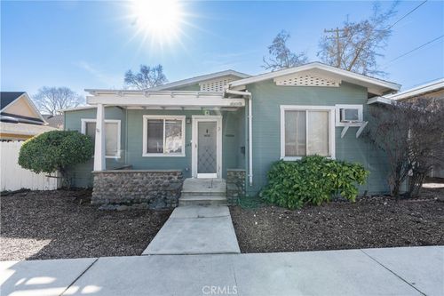 732 16th St, Paso Robles, CA, 93446-2113 | Card Image