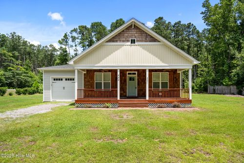 255 Dan Owen Dr, Hampstead, NC, 28443-3995 | Card Image