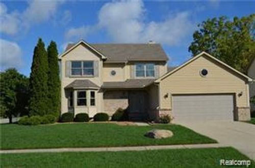 8203 Barrington Dr, Ypsilanti, MI, 48198-9494 | Card Image