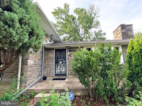 210 E Providence Rd, LANSDOWNE, PA, 19050-3025 | Card Image
