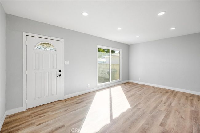 12119 Los Coyotes Ave, House other with 3 bedrooms, 2 bathrooms and 2 parking in La Mirada CA | Image 7