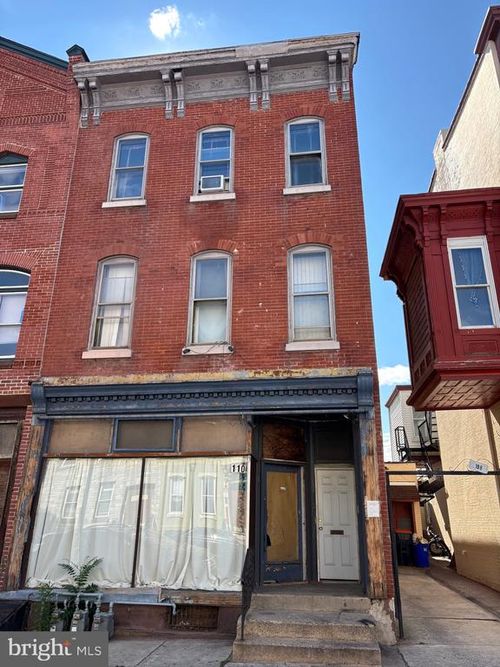 110 S 6th St, Reading, PA, 19602-3015 | Card Image