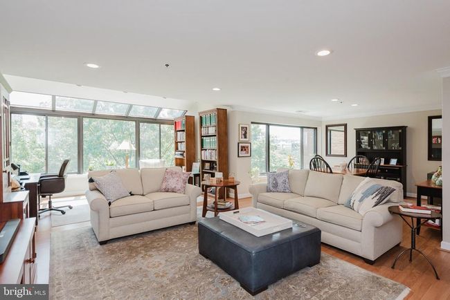 APT-601 - 1 Southerly Ct, Condo with 2 bedrooms, 2 bathrooms and null parking in TOWSON MD | Image 5