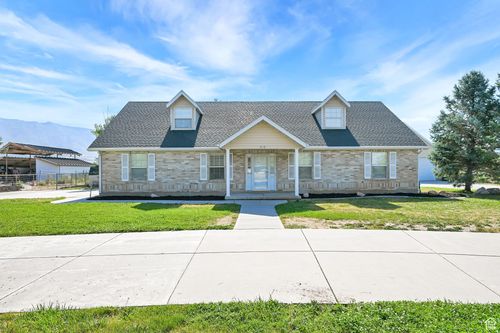 3112 N Pelican Dr, Farr West, UT, 84404-9354 | Card Image