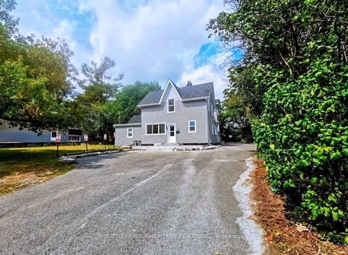 717 King Street W, Kingston, ON, K7M2G3 | Card Image