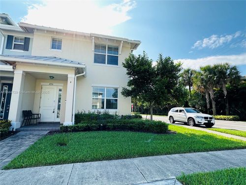unit-4-4950 Eucalyptus Dr, Hollywood, FL, 33021-7099 | Card Image