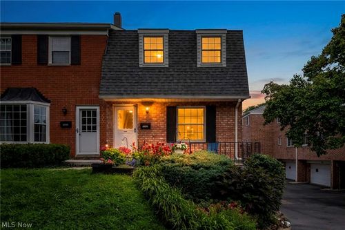 7-19648 Lorain Rd, Cleveland, OH, 44126-1924 | Card Image
