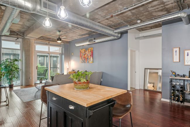 APT-403 - 1001 Belleview St, Condo with 2 bedrooms, 2 bathrooms and null parking in Dallas TX | Image 9