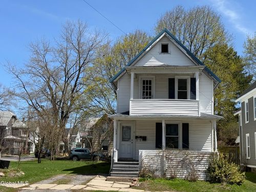 first-floor-172 Kingsboro Ave, Gloversville, NY, 12078-1637 | Card Image