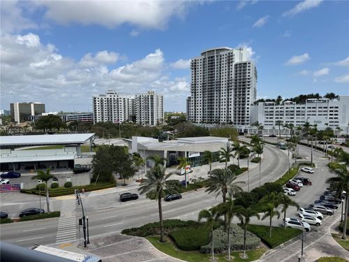 apt-14d-1720 Harrison St, Hollywood, FL, 33020-6841 | Card Image