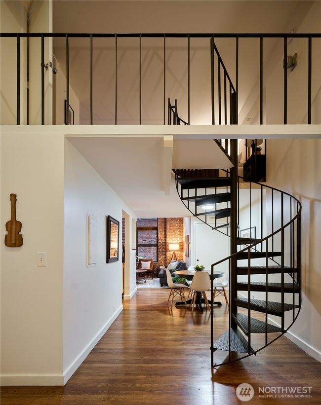 APT-3 - 611 Post Ave, Condo with 1 bedrooms, 2 bathrooms and null parking in Seattle WA | Image 11